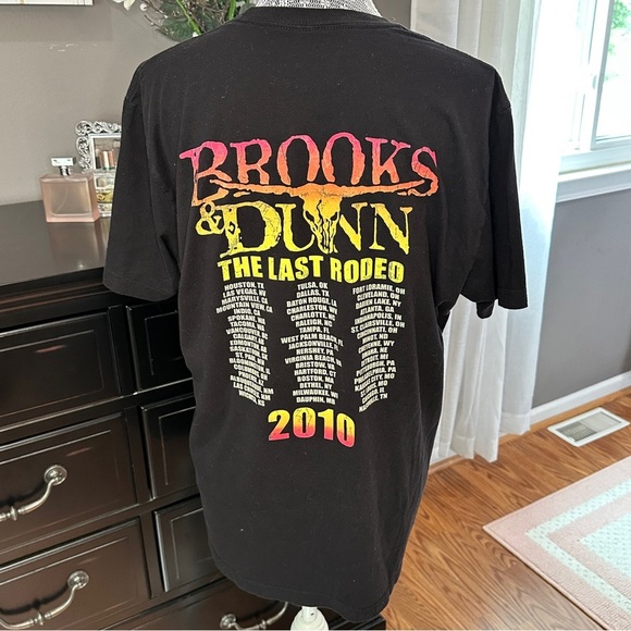Brooks & Dunn 2010 Tour Tee The Last Rodeo Band Shirt Size L - Picture 6 of 10